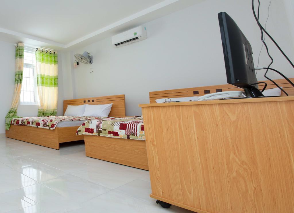 Dong Hai Hotel Нячанг Номер фото